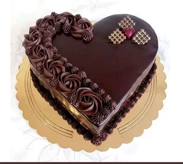 Designer Heart Cake - 10 Kg