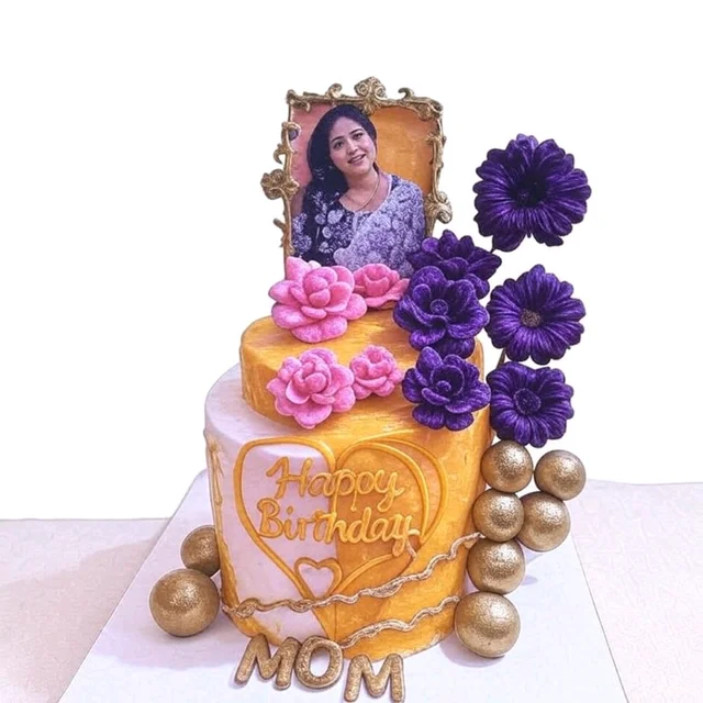 Mom's Birthday Cake With Photo - 1 Kg