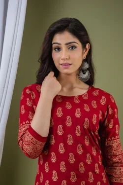 Surhi Women Kurta and Sharara SetViscose Rayon Fabric3/4 SleevePaisley PatternColor: Red - M