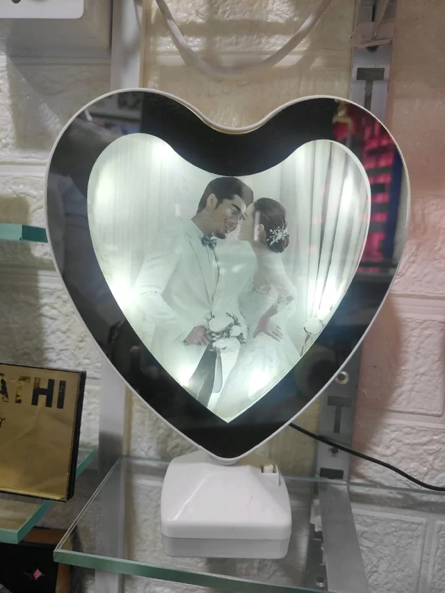 Big Heart Shape | White Magic Mirror