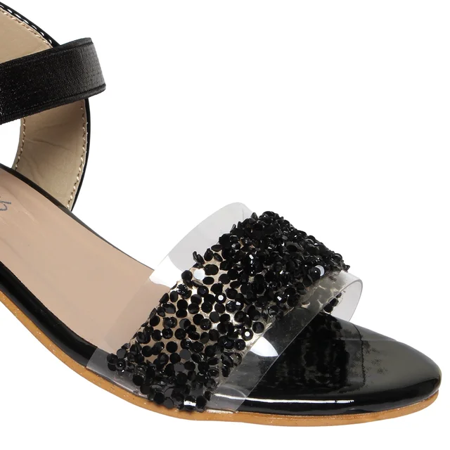 Stepee Black Heel Chain work Kids sandals- 8 Pair set - Black