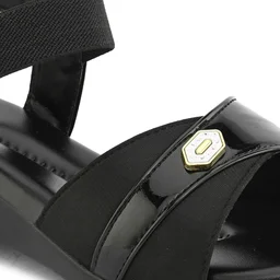 Extra comfort sandals for daily wear for women - Black