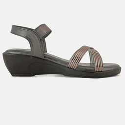 Soft Padding Casual Sandal With Extra Comfort For Women - Grey