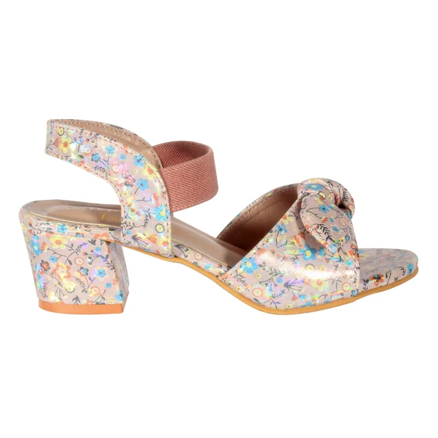 Kids sandals with short heel - Pink