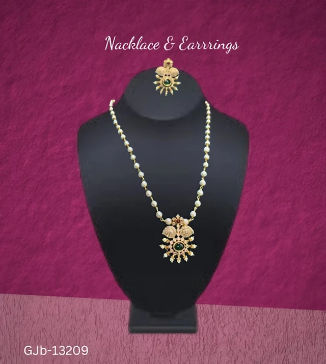 GJb-13209 Necklace With Earring Jewelly Set - Adjustable
