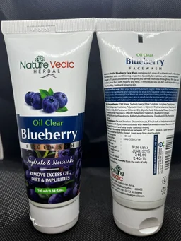 Nature Vedic Blueberry Face Wash for Hydrate & Nourish, Deep CleanRemove Excess Oil, Dirt & Impurities