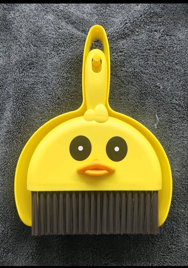 Duck design mini dust pan n brush set