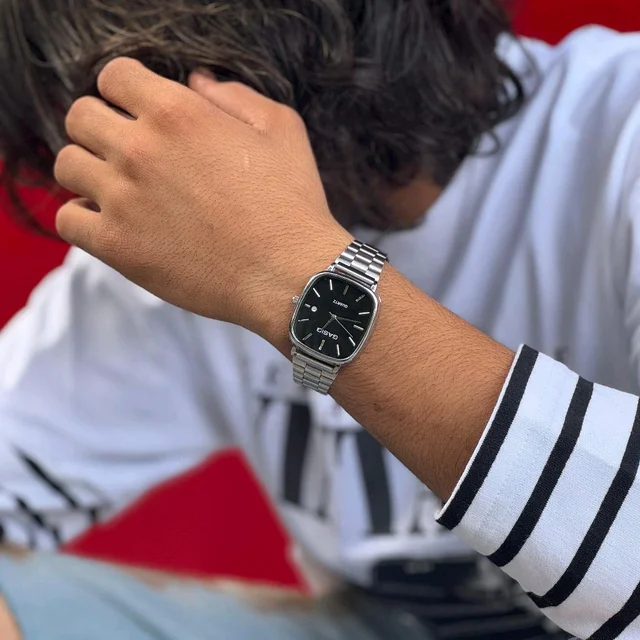 Gasiq Budget Analog Quartz Watch – Premium Style at a Budget Price