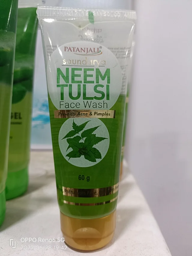 Patanjali Neem Tulsi Face Wash - 60g