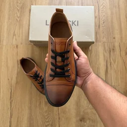 SMOOTH LEATHER SNEAKER (SLS01) - UK 6