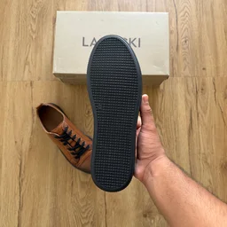 SMOOTH LEATHER SNEAKER (SLS01) - UK 6