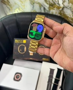 Series 8 Ultra Gold Smartwatch With Golden Metal Belt - Gold