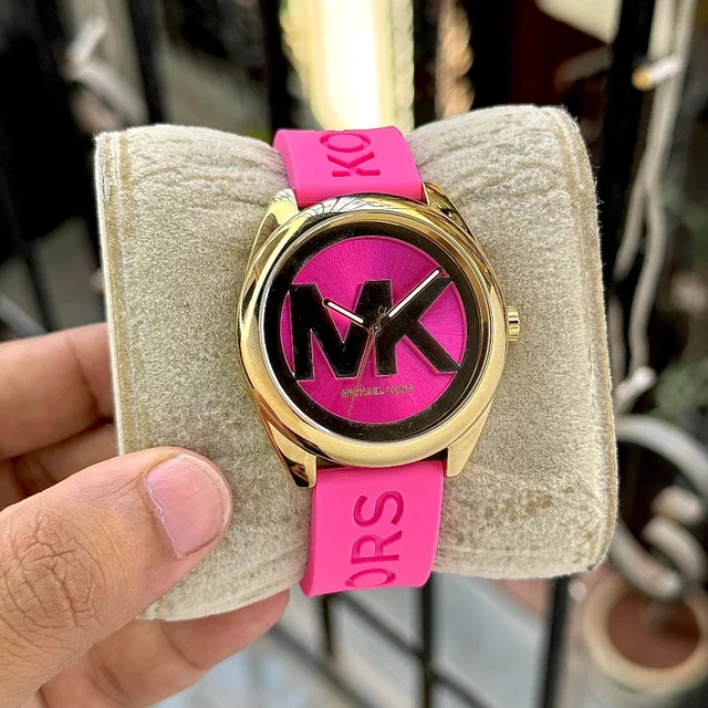 MICHAEL KORS JANELLE β FIERCE. BOLD. ICONIC - White