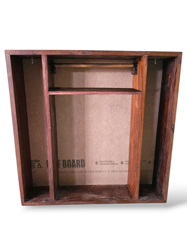 Kaleera, Chooda Preservation Varamala Teakwood Frame - 20/20/4 Inches