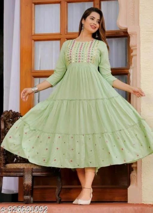 Gown - L, FREE DELIVERY