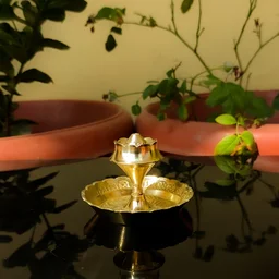 VIKRAM METAL Brass Agarbatti Stand - 3 NO., GOLDEN