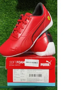PUMA Motorsport Unisex Red Perforations Ferrari Neo Cat Regular Sneakers - UK 6, RED