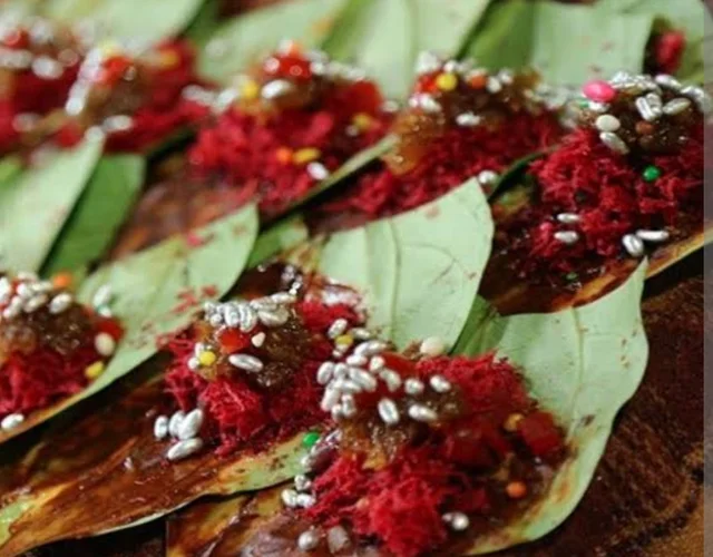 banaras sadha and special paan - 10AM -- 10PM, 1 Paan