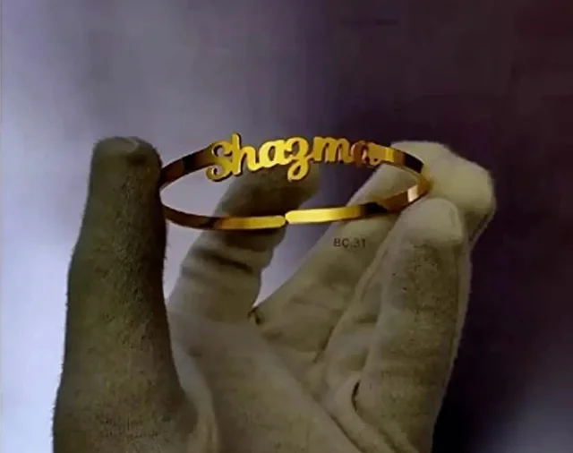 YAM ARTS CUSTOMIZED/Personalized Unisex Single Name Hand Bracelet/PERSONLIZED Kada With Ur Name Or Love One Name With 24k Gold Plating and Laser Engraved Finish - Delivery - 7 To 8 Working Days