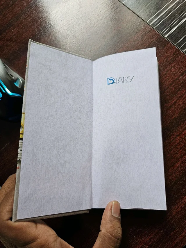 Mini Pocket Diary 2026 – Compact Daily Planner & Personal Notebook