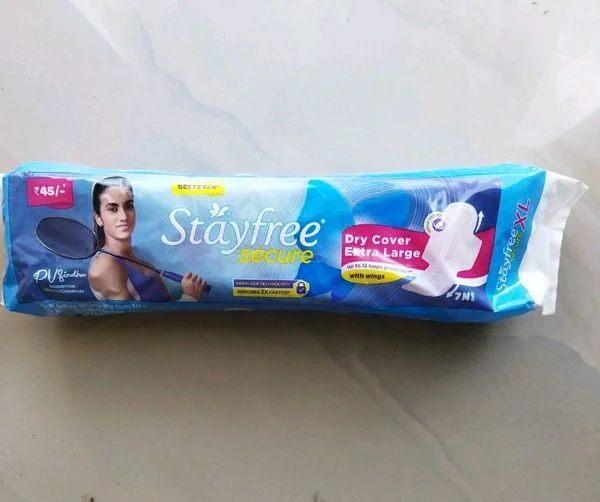 Stayfree Extra Large 6 Pcs (45/-)