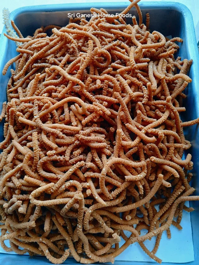 Ellina Chakli / Seasame Murukku - 250g