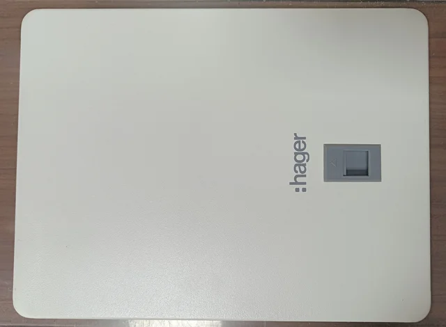 Hager 6 Way SPN DD Distribution Board Hager - 6 way, 6 modules - VYS06DN