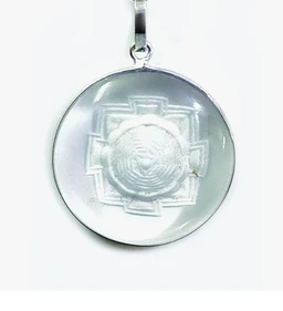 Original Shri yantra Engraved pendant in sphatik For men And Women - 🔴 Prepaid Only