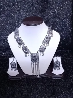 Stunning floral Patterned Long Silver OxidizedNecklace - Alto, Standard, Get Free Luxury Scrunchie Gift!