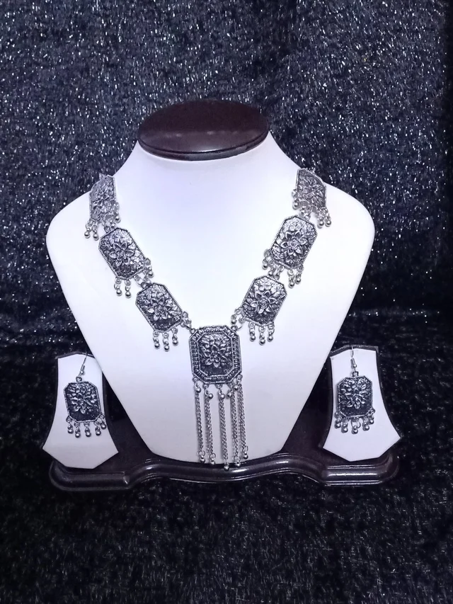 Stunning floral Patterned Long Silver OxidizedNecklace - Alto, Standard, Get Free Luxury Scrunchie Gift!