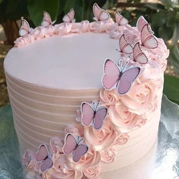 Special Strawberry Flavour Rose Cake 