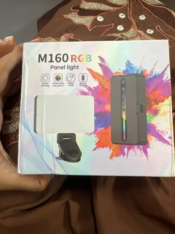 M160 M160RGB Fill Light RGB Panel Mobile Phone Clip Colorful LED Lamp Mobile Phone Fill Light with Battery