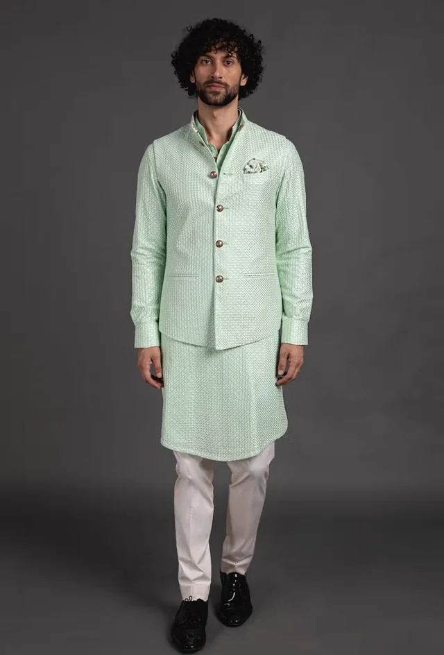 Arjan Dugal Green - M