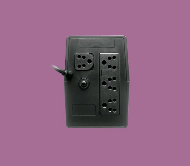 FINGERS UPS Fingers FR-1097-4S Fast-Recharge 1000VA - Black