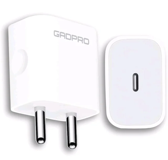 Gadpro PROTON 4 20W Type-C to Lightning PD Charger 