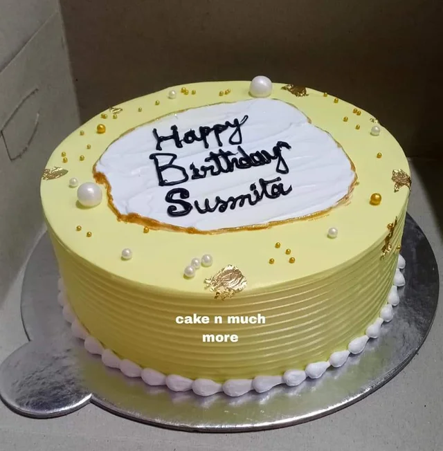 Butterscotch Cake - Half Kg, Eggless