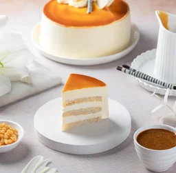 Delectable Butterscotch Cake - Half Kg, Eggless