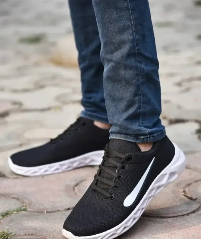 Classy Solid Sports Shoes for Men 11112070 - IND 6