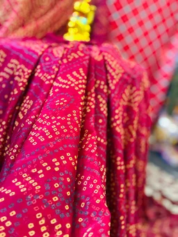 PK HUB Women's Chiffon BANDHANI Saree With Blouse Piece - Maroon