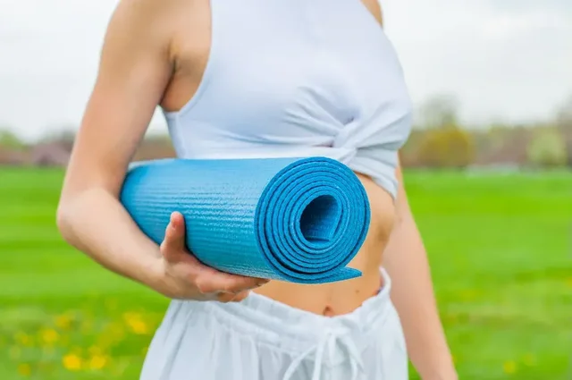 Anti-Slip Yoga Mat with Carrying Strap for Men & Women Fitness (Multicolor)(Qty.- 1 Piece)