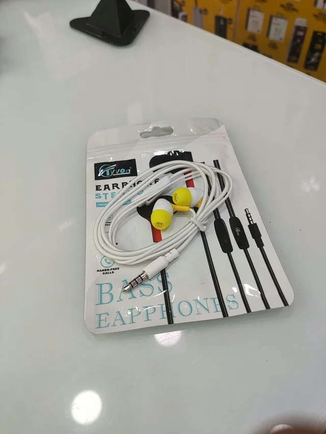 TYVON STEREO BASS 3.5MM JACK WIRED EARPHONES - WHITE