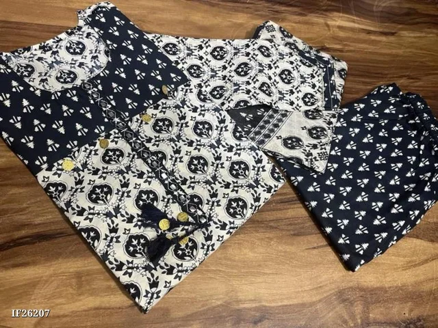 Pure Fine Reyon Kurti Pant Dupatta - M
