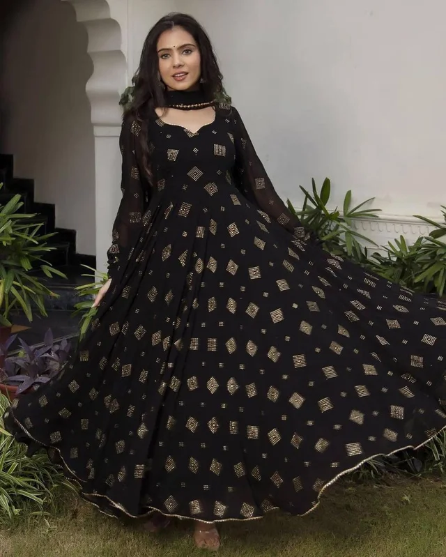 Black Beauty Gown - Black, XXL