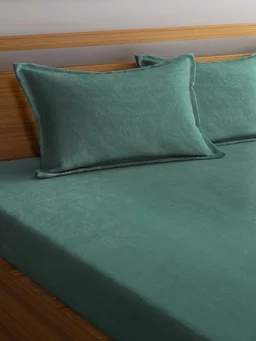 MORADO 190 GSM Flannel Super Soft Warm Elastic Fitted Double Bed Bedsheet with 2 Pillow Covers for Winters - 72x78x8 Inches, Olive Green - Olive Green