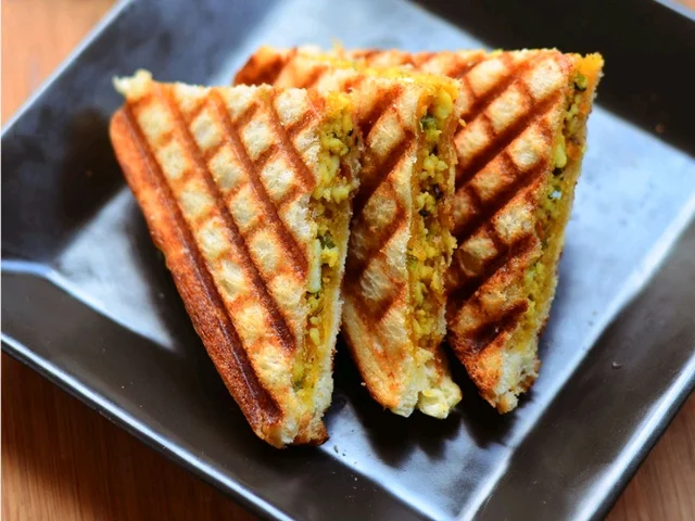 Paneer Sandwich 