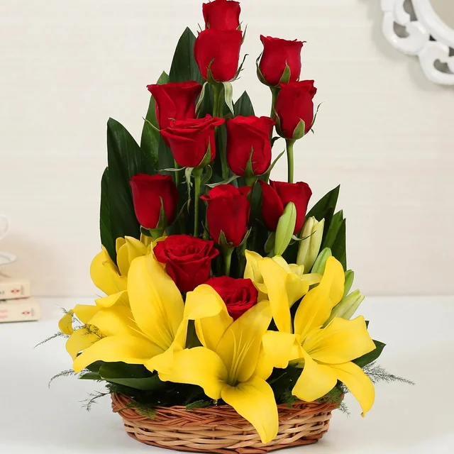 Rose Lilly Basket