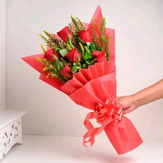 Red Roses Bunch