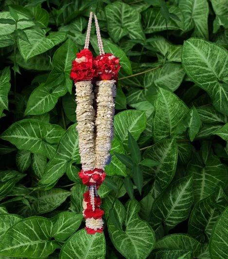 White And Red Rose Mala
