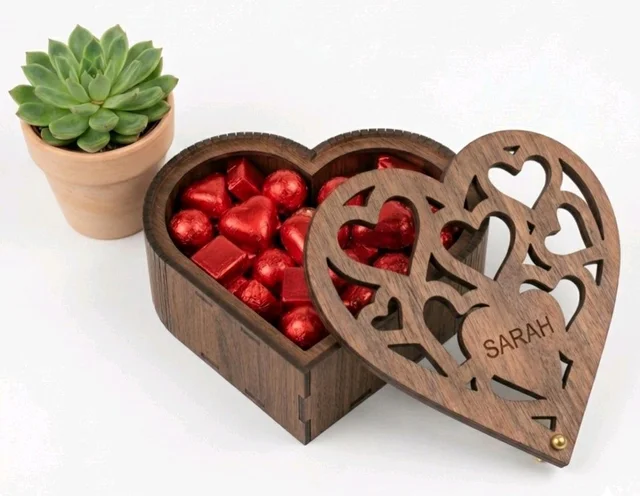 Heart Shape Chocolate Box - 25 pieces