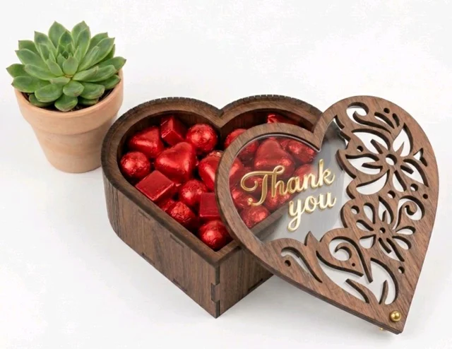 Heart Shape Chocolate Box With Acrylic Lid - 25 pieces